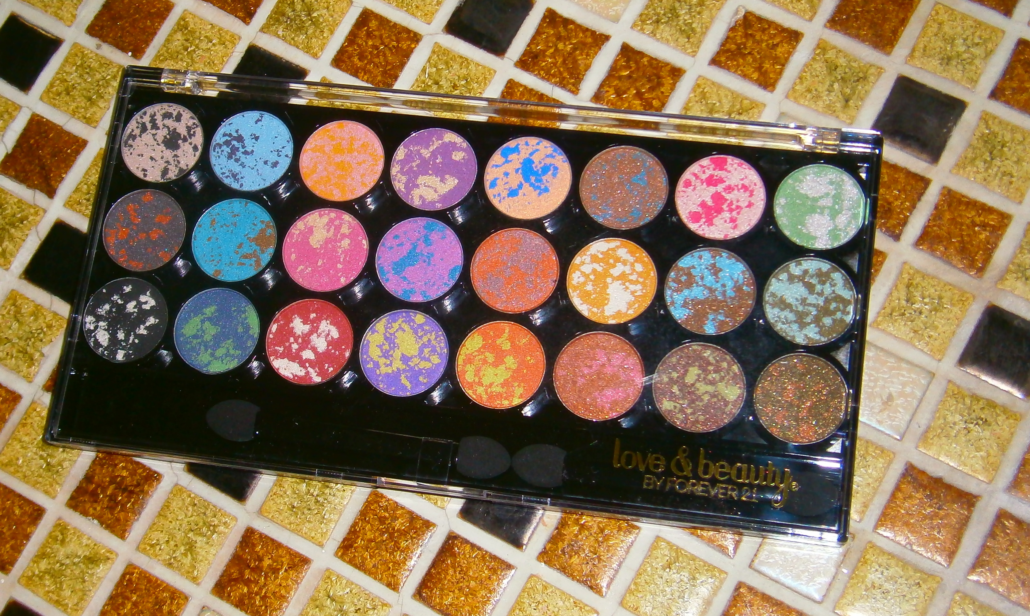 Love  Beauty Forever 21 Marbelized Eyeshadow Palette | Whatever My ...